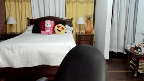 Charlotte online show from February 28, 11:42 pm