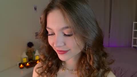 Kaylee online show from September 19, 4:00 pm