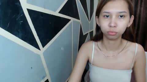 Charm online show from March 10, 2:32 pm