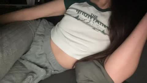 Vicky online show from October 11, 1:43 am