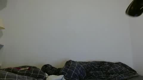 Sissymaya online show from February 21, 8:45 pm