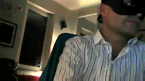 cheekycharm online show from April 8, 10:13 pm