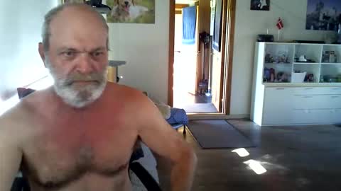 chefben666 online show from October 14, 10:29 am