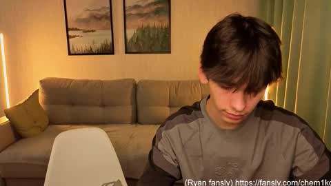 Snapshot of chem1ko chatting on October 22, 4:26 am LUCASRYANPVT IS OPEN online show from October 22, 4:26 am