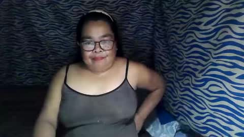 chenita_kits online show from November 26, 4:37 pm