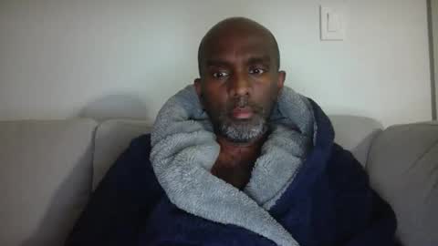 chenthu1979 online show from April 12, 11:25 am