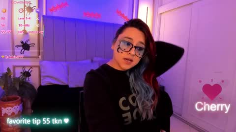 Snapshot of cherry_blushh chatting on October 13, 12:40 pm cherry_blushh online show from October 13, 12:40 pm