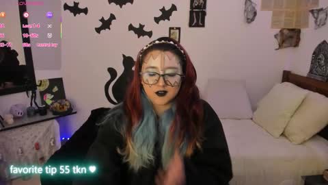 Snapshot of cherry_blushh chatting on October 27, 7:03 pm cherry_blushh online show from October 27, 7:03 pm