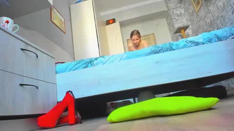 cherry_perry0 online show from February 10, 9:14 am