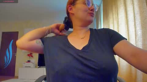 mayra online show from January 8, 9:37 am