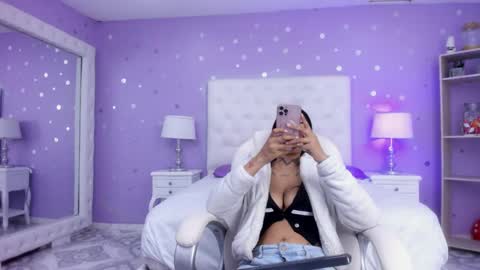 Sussan Cherry  online show from February 18, 3:53 am