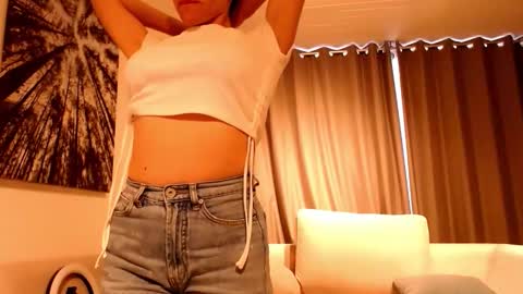 Anna online show from February 11, 8:23 pm