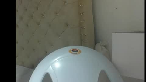 cherry online show from November 24, 4:00 am