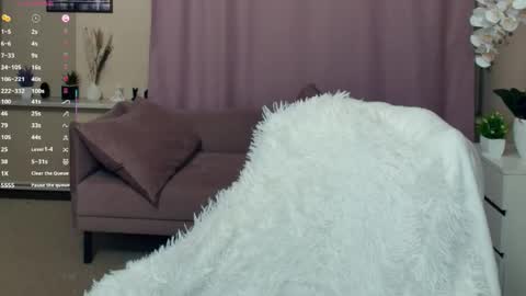 Isabel online show from June 1, 7:37 pm