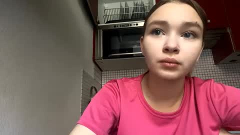 Lei online show from February 13, 7:44 am