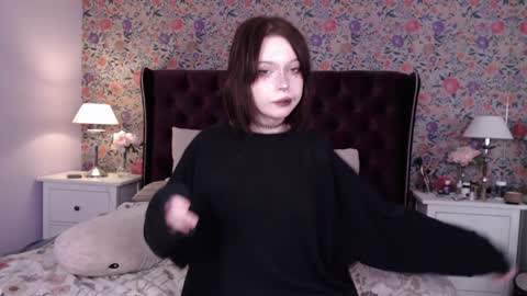 amelia online show from December 28, 9:08 pm