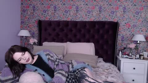 amelia online show from January 4, 12:48 am