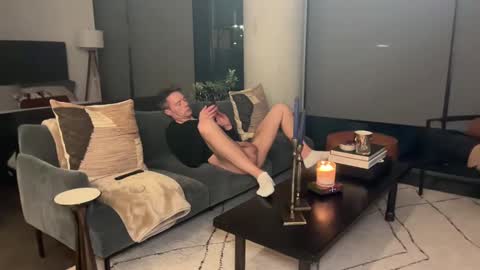 ChiGuy841 online show from March 1, 3:32 am