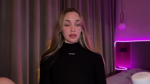 Goddess Vika - owner of all ur money online show from November 23, 5:44 pm