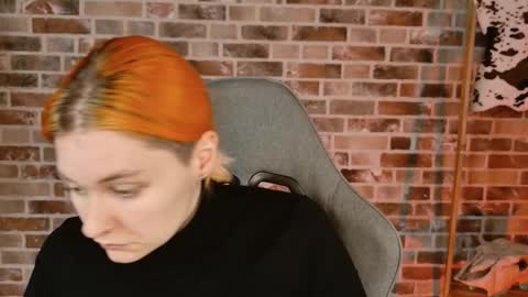 Bella online show from November 25, 9:08 am