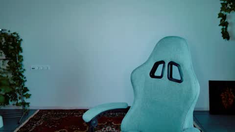 Bella online show from December 5, 9:52 am