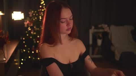 chillwithstacy online show from December 19, 11:11 pm