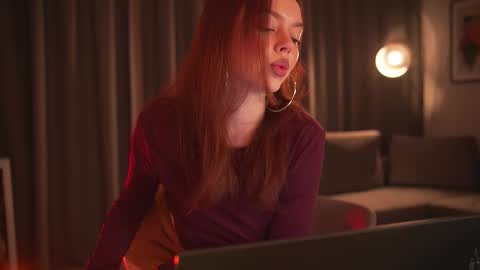 chillwithstacy online show from November 13, 10:45 pm