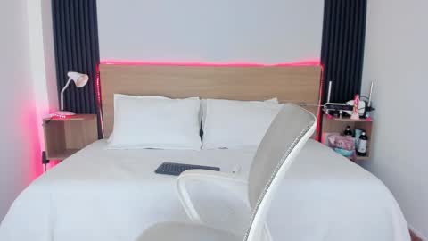 Chiqui online show from September 12, 7:16 pm