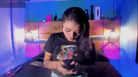 Chloeallennn  online show from March 15, 4:21 pm