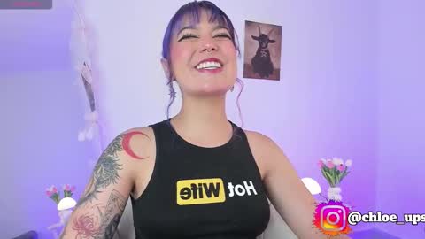 Chloe  online show from March 16, 5:44 am