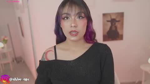 Chloe  online show from June 29, 6:43 am