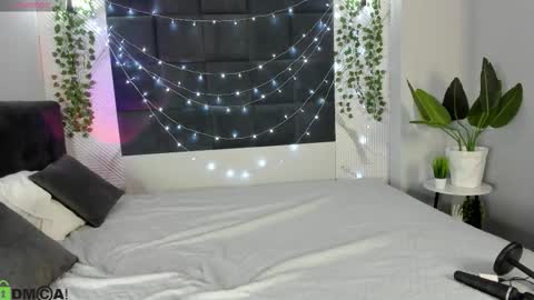 Chloe Lov GTM2 Mon Tue Thu Sat Sun 0400am - 1030m online show from February 16, 12:20 am