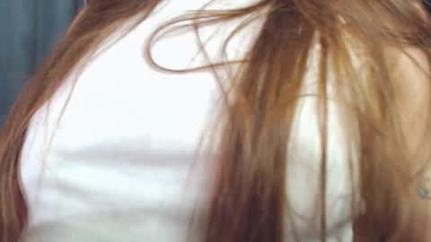 Chloe online show from September 15, 2:51 pm