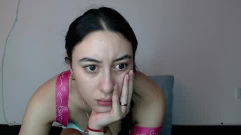 Chloe  online show from June 11, 3:10 pm