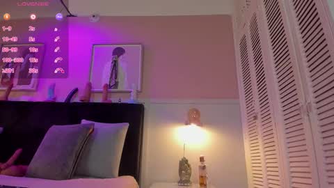   online show from October 22, 8:32 pm