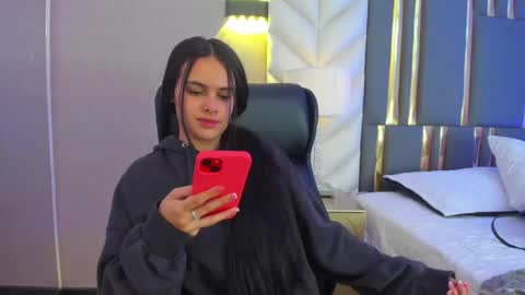  Chloe Harper  online show from May 24, 12:23 pm