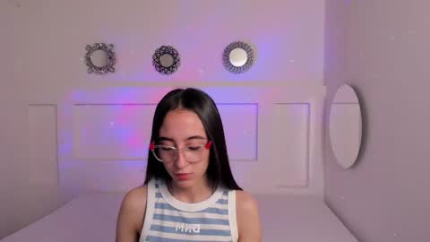 chloehil2 online show from February 23, 8:11 pm