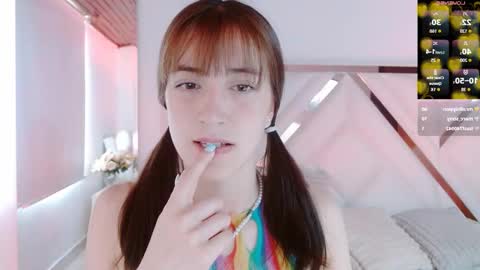 Chloe online show from October 4, 3:43 pm