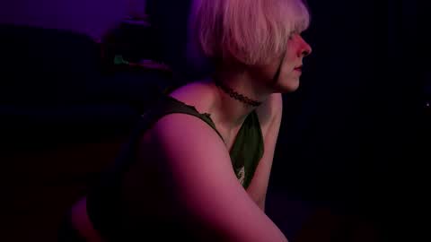 Chloekissxo online show from February 12, 2:59 am