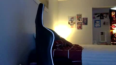 Chloe Lane online show from November 7, 7:05 pm