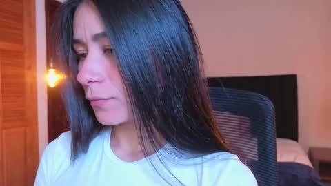 ChloeTurner  online show from February 26, 8:34 pm