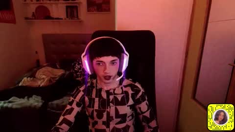 chloevenommm online show from May 4, 3:57 am