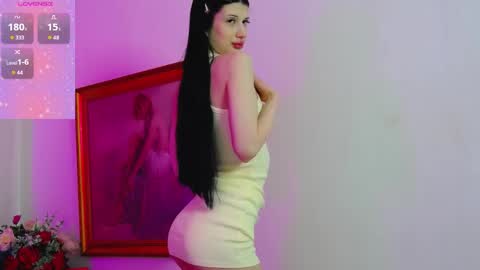 Chloey online show from April 22, 7:04 am