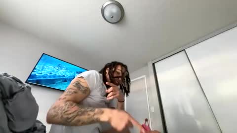 lightchocolate online show from April 16, 9:39 pm