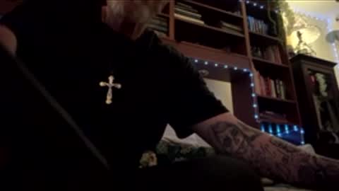 chompers online show from April 20, 5:10 am