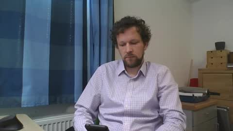 chr35is09 online show from March 5, 7:49 am