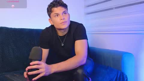 Snapshot of chris_argent chatting on October 25, 3:51 am Chris Argent online show from October 25, 3:51 am