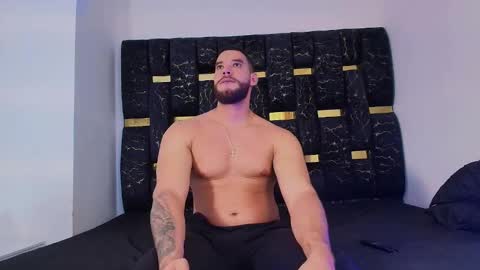 Chris B online show from November 18, 6:55 pm