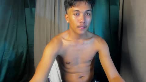 chris_hardfucker online show from June 1, 10:05 am