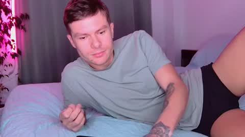 chris_love47 online show from November 9, 5:48 pm